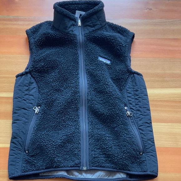 Patagonia Jackets & Blazers - Patagonia retro full zip retro full zip Sherpa fleece vest